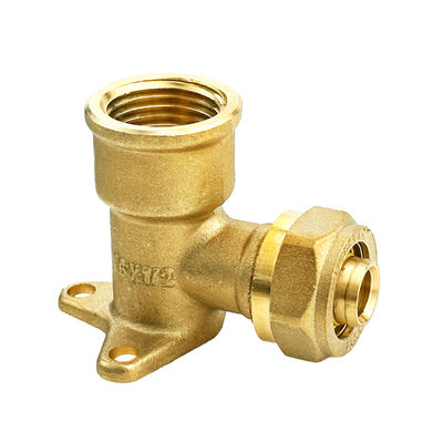 ISO14001 ความแม่นยํา CNC ทองแดงท่อปรับปรับ Pex การดันปรับปรับสําหรับระบบน้ําดื่ม