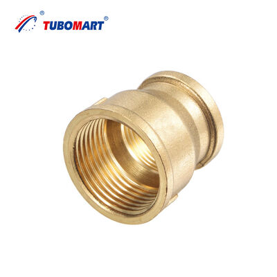 Tubomart Oem ทองแดง Wallplated สายตรง Tee Cap การเชื่อมต่อปั๊มน้ํา การสับสนสกรูการติดตั้ง